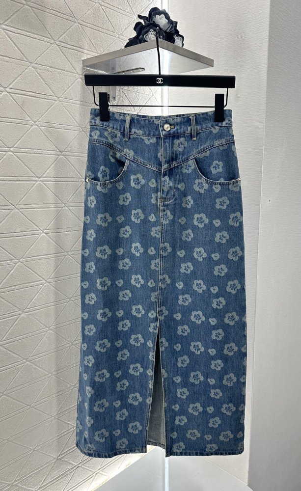 Джинси жіночі