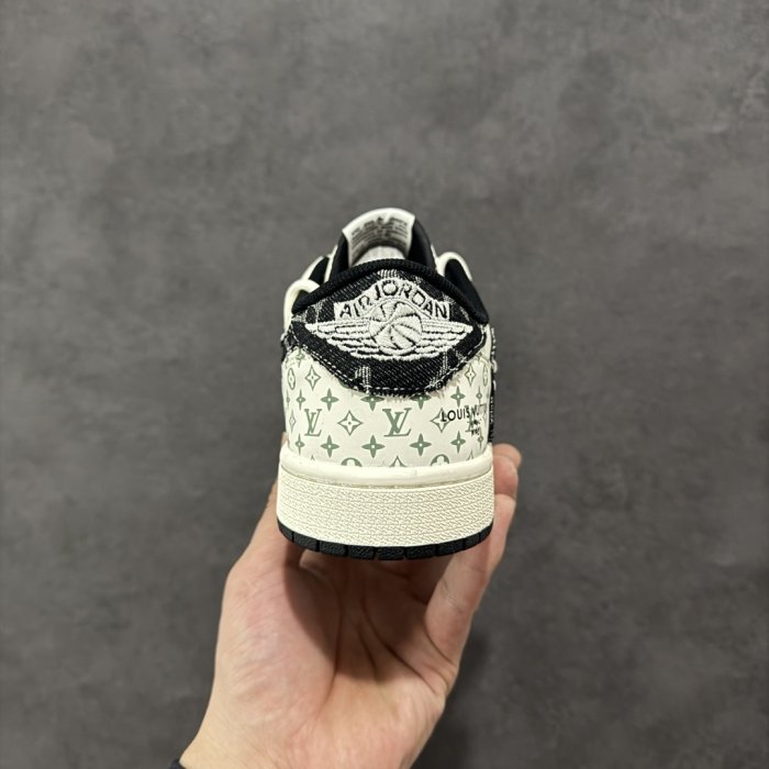 Кроссовки Travis Scott x Fragment Design x Air Jordan 1 Low фото 4