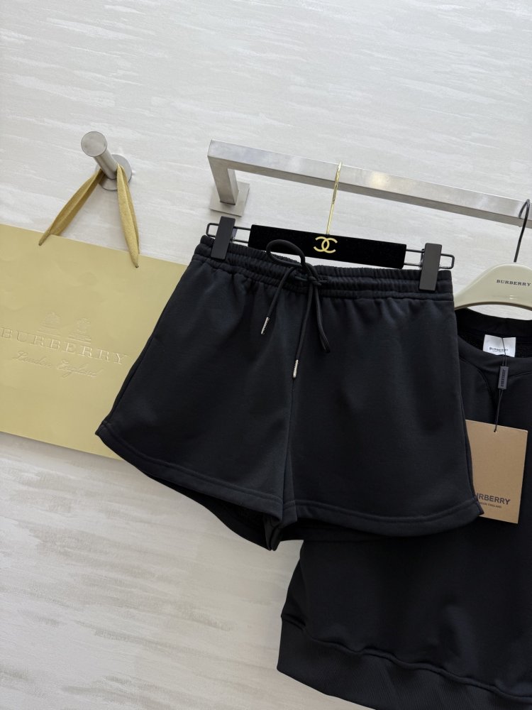 Костюм женский фото 7