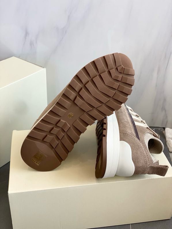 Кроссовки фото 3