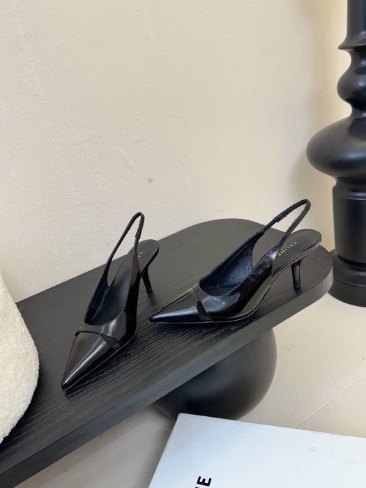 Босоножки фото 3