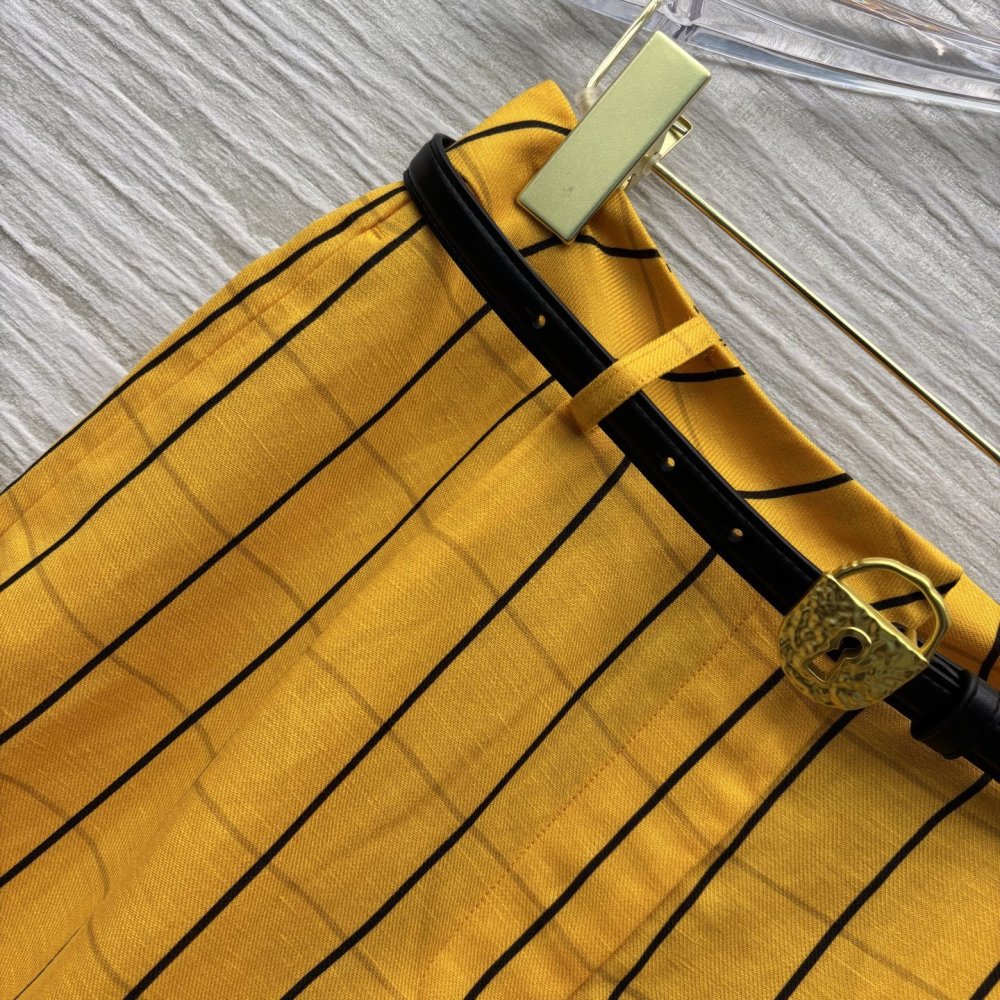 Shorts women's фото 3