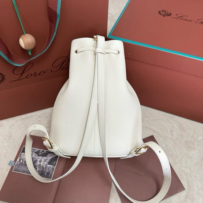 Backpack leather female Loro Piana Extra фото 2