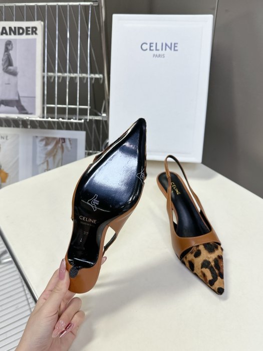 Босоножки фото 9