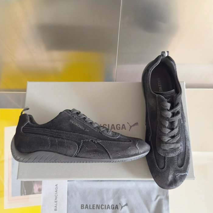 Кроссовки Balenciaga PUMA Ultrasoft Speedcat фото 2