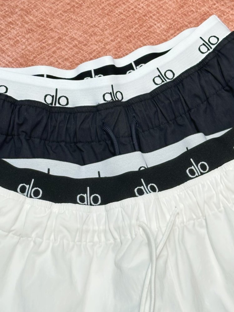 Shorts women's фото 7