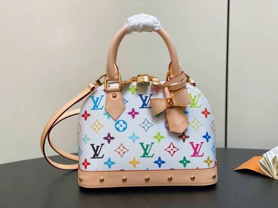 A bag women's Alma BB 23.5 x 17.5 x 11.5 cm