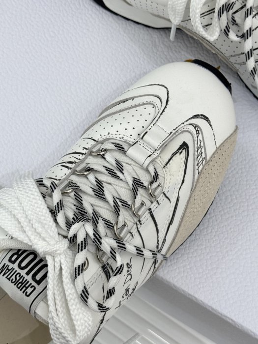 Кроссовки фото 7