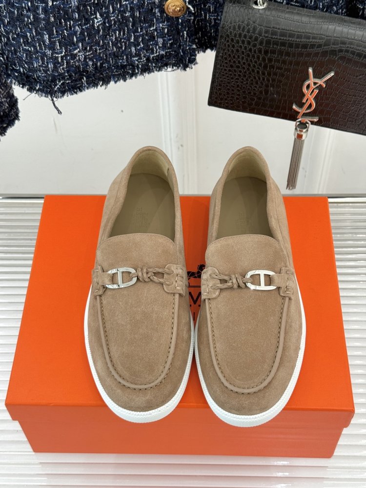 Лоферы женские фото 4