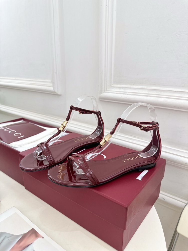 Босоножки фото 4