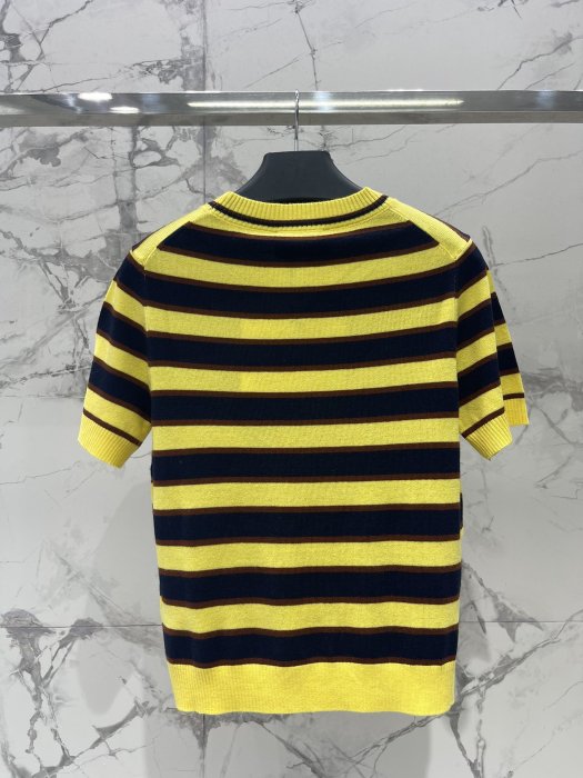 T-shirt women's фото 8