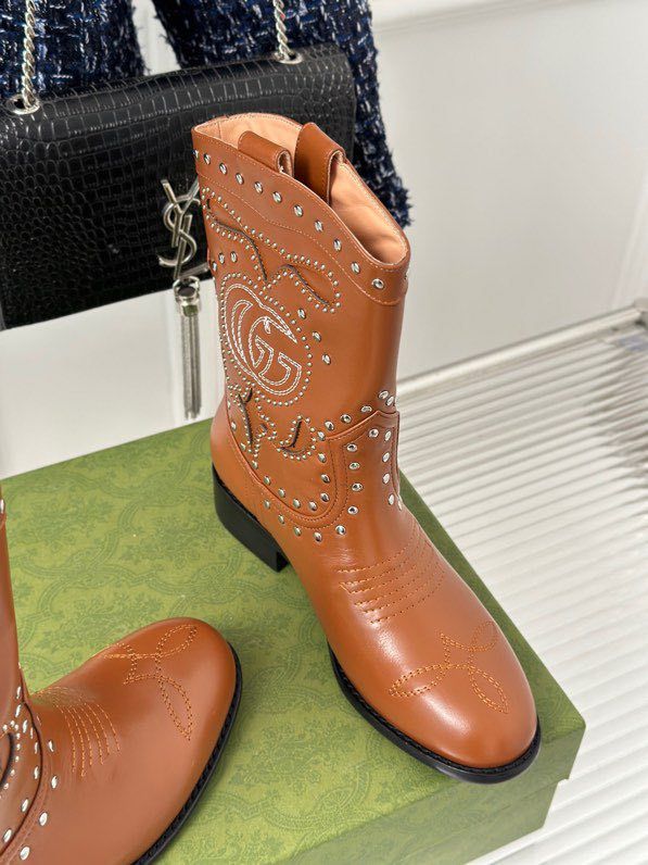 Cowboy boots from rivets фото 8