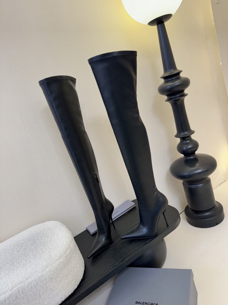 Чоботи жіночі фото 3