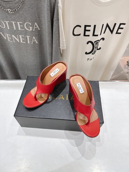 Босоножки фото 2