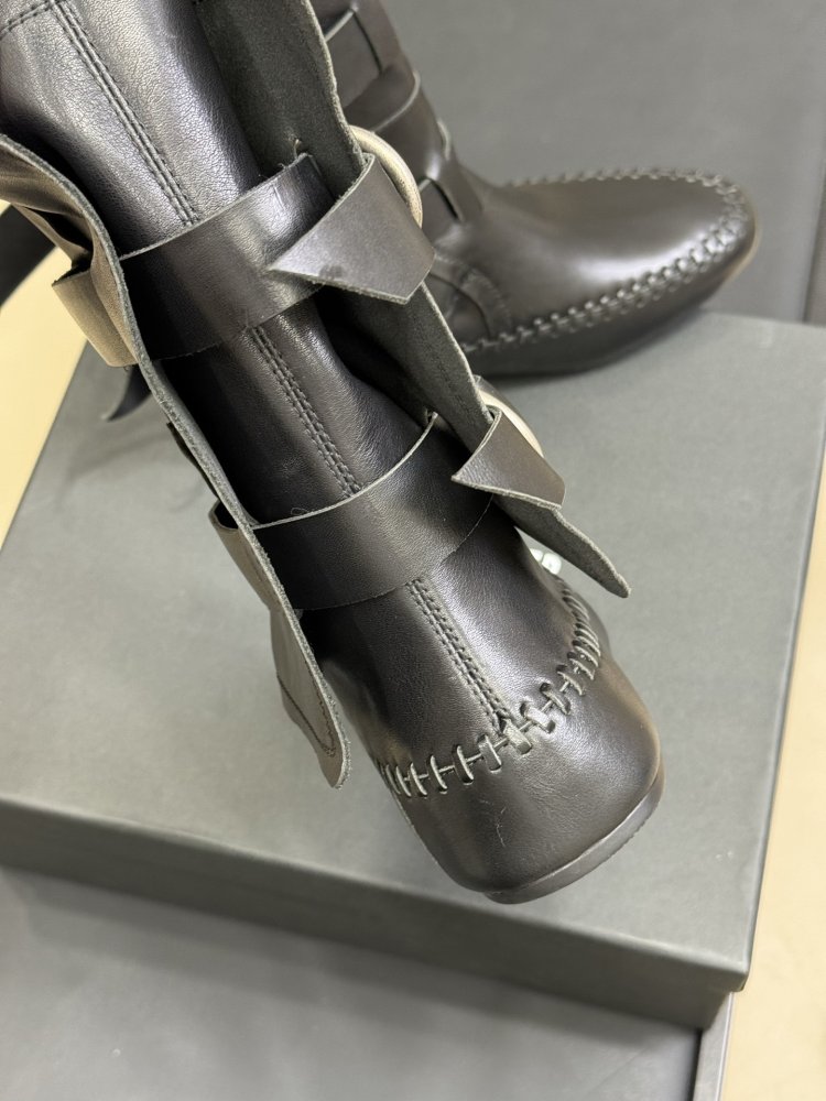 Ботинки женские фото 7