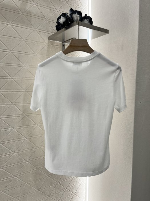 Футболка жіноча фото 2