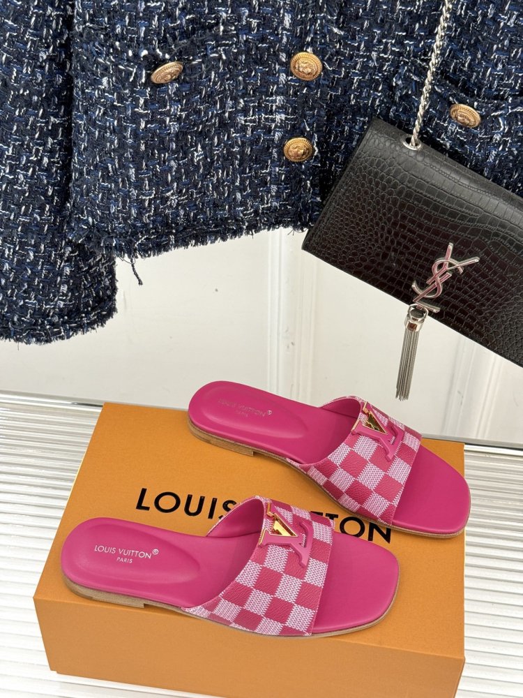 Шлепанцы женские фото 3