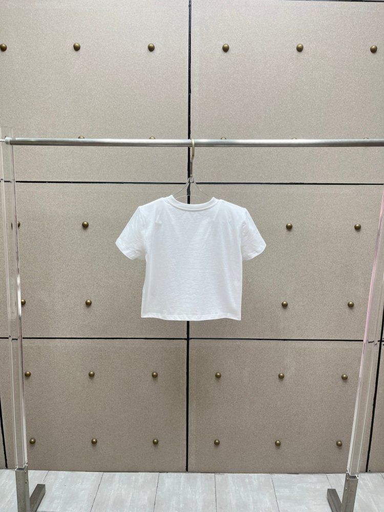 T-shirt women's фото 2