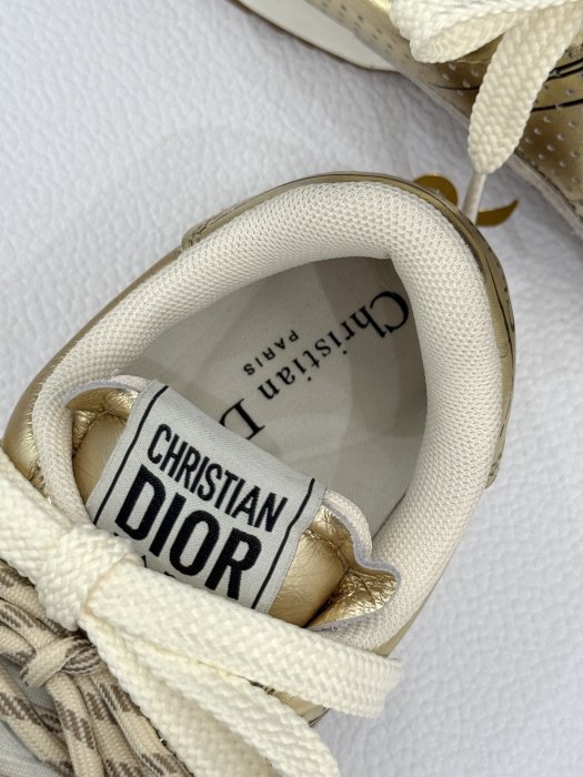 Кроссовки фото 8