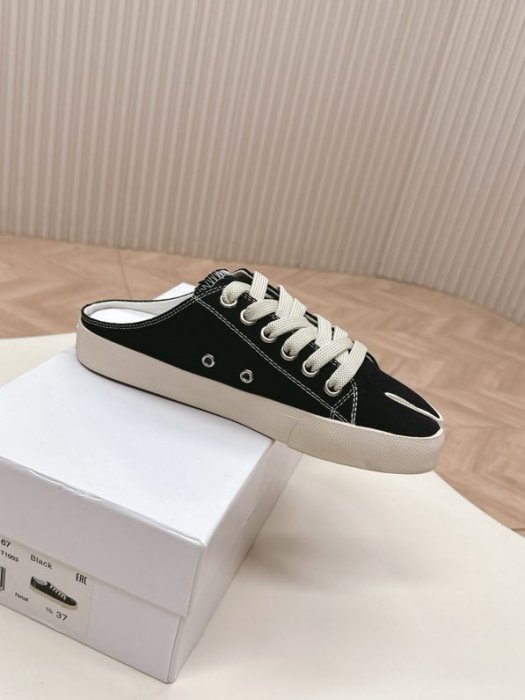 Кеди мюли з роздвоєним носком фото 7