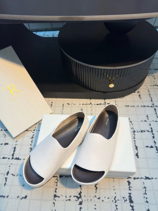 Туфли женские фото 2