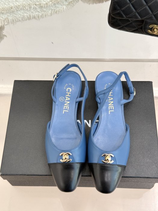 Босоножки фото 4