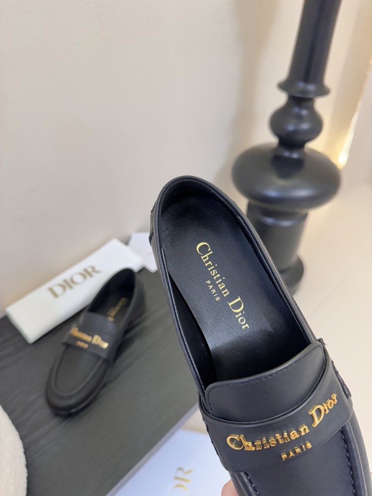 Лоферы женские фото 8