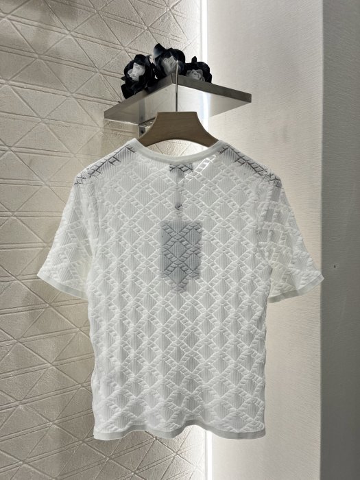 Футболка женская фото 2