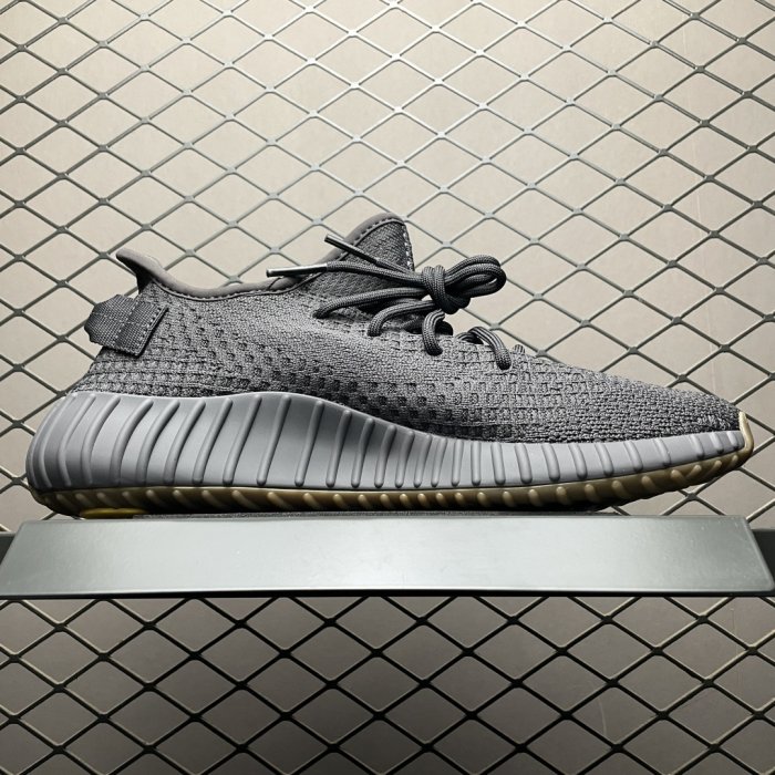 Кроссовки Yeezy Boost 350V2 фото 3