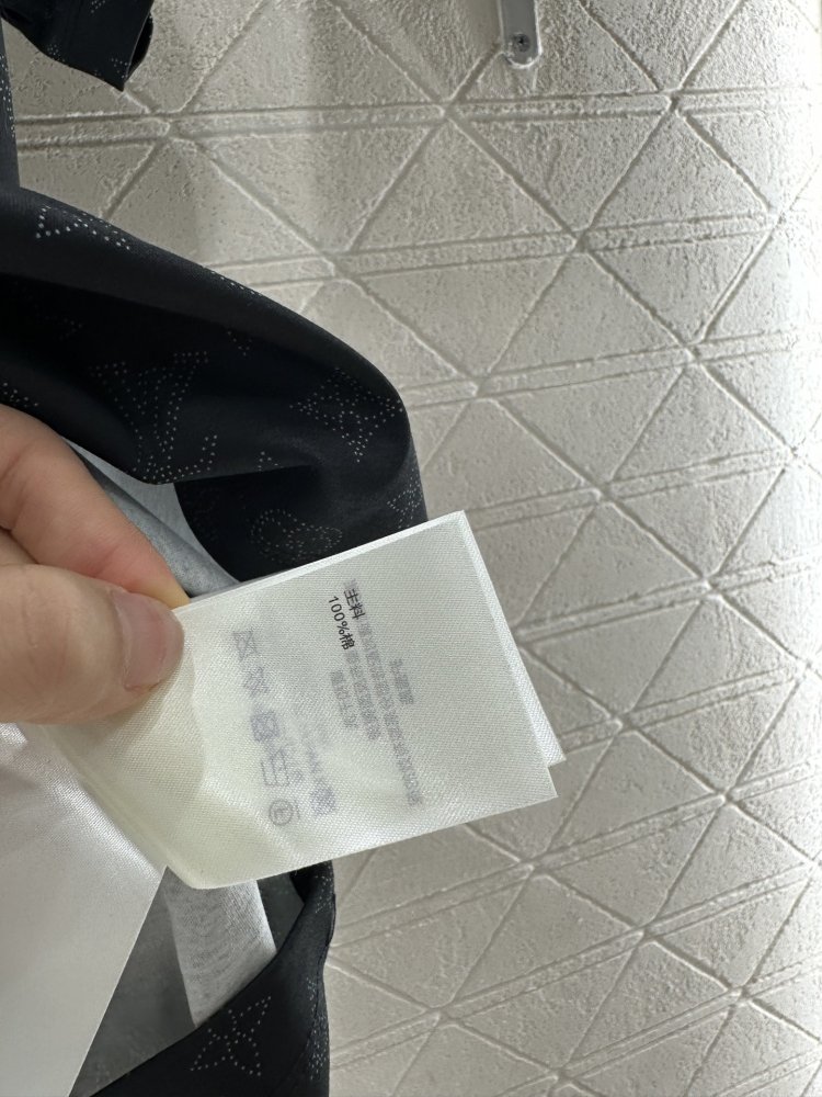 Футболка жіноча фото 9