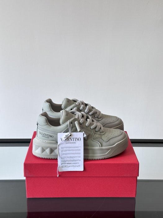 Кроссовки мужские