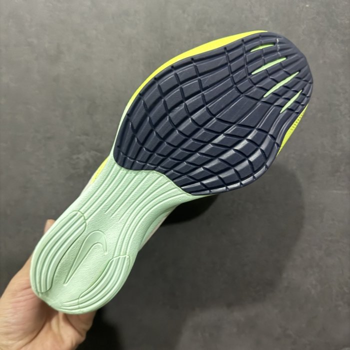 Sneakers ZoomX Vaporfly Next% фото 9