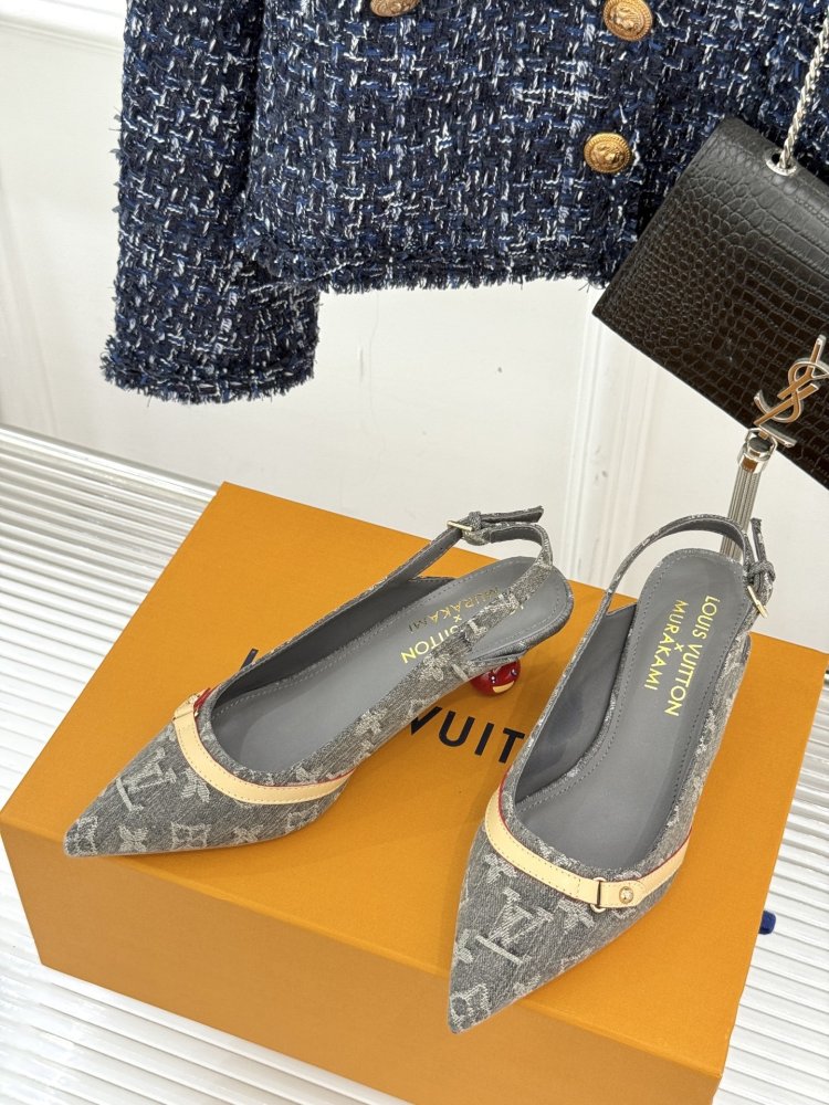 Босоніжки фото 2