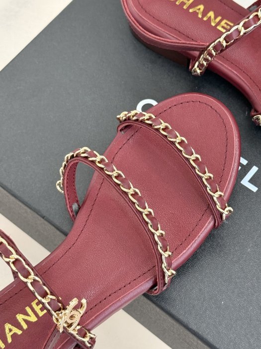 Сандалии женские фото 7