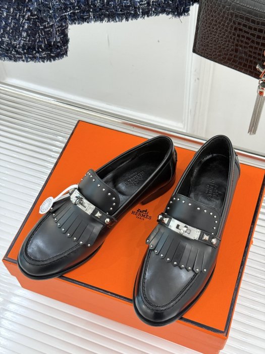 Лоферы женские фото 2