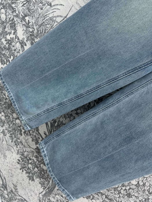 Джинсы женские фото 4