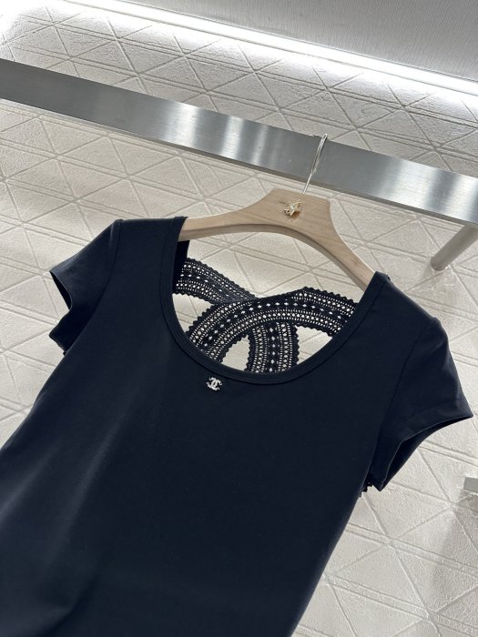 T-shirt women's фото 7