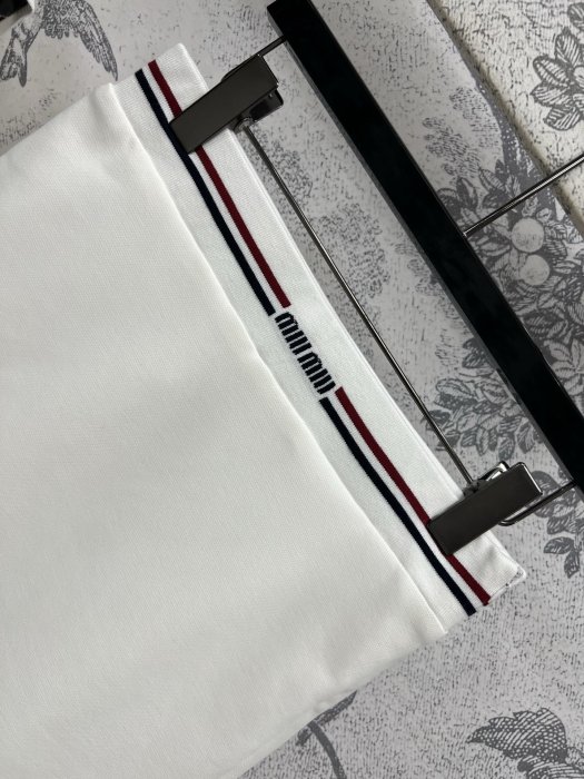 Костюм женский фото 4