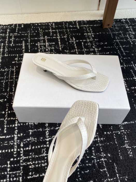 Босоножки фото 6