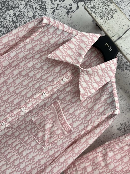 Костюм женский фото 2