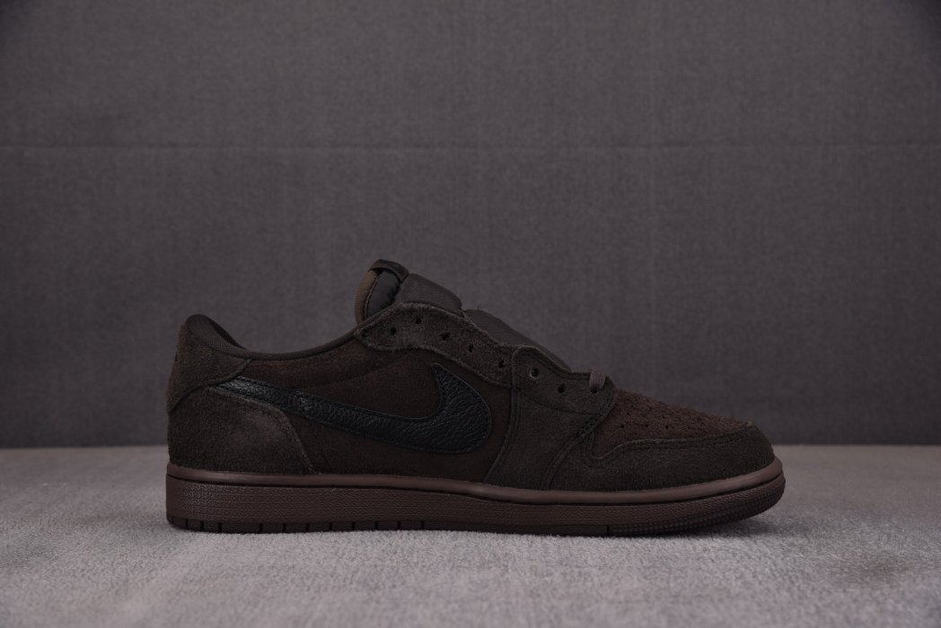 Кросівки Air Jordan 1 Retro Low OG SP Travis Scott фото 2