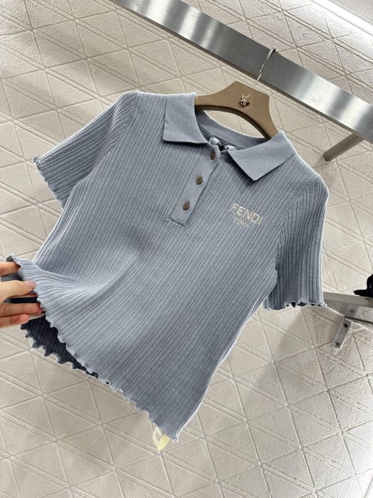 T-shirt women's фото 6