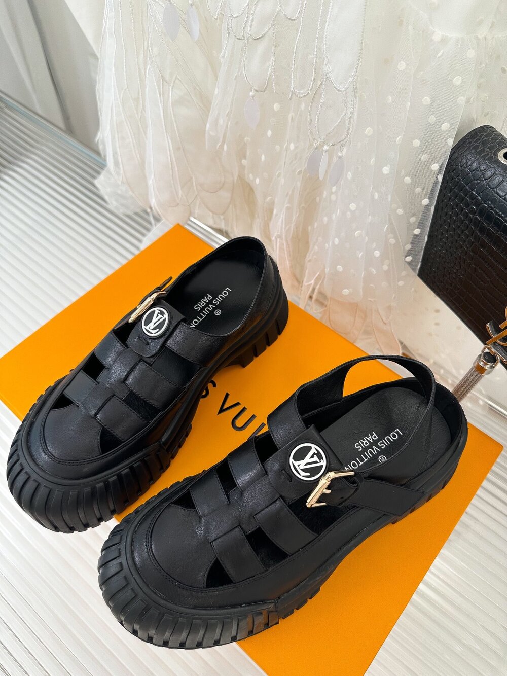 Sandals on platform 5 cm black фото 5