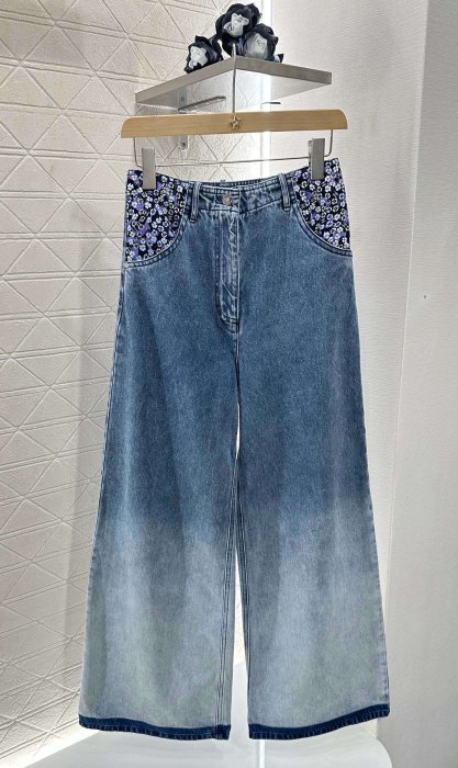 Джинсы женские