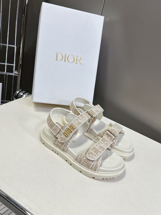 Sandals women's фото 2