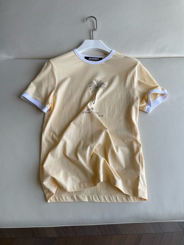 Футболка женская