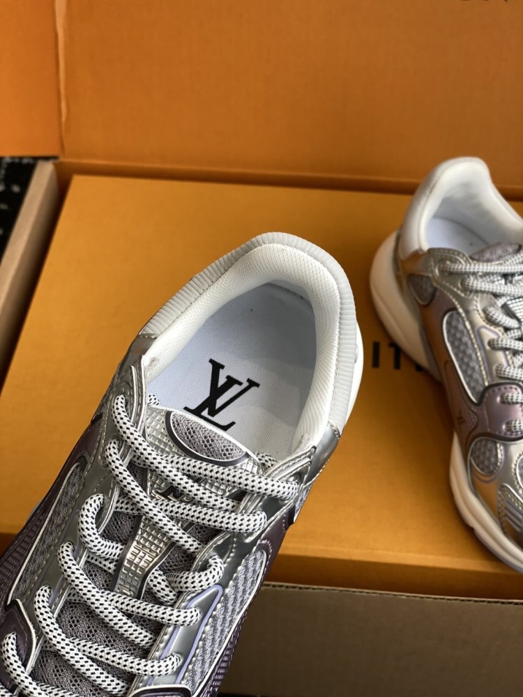 Кроссовки Olympia женские фото 7