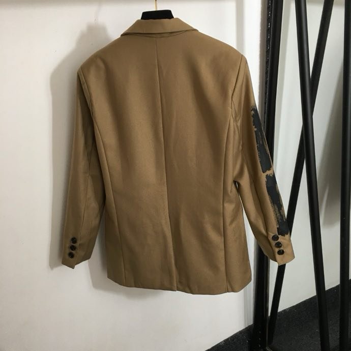 Костюм женский фото 5