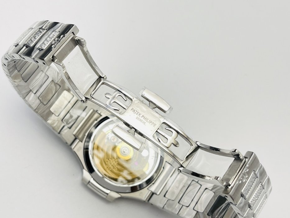 Часы наручные 35 мм Patek Philippe 7014 Nautilus Limited Edition фото 8