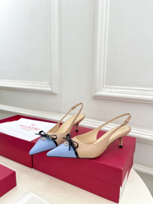 Босоножки фото 3